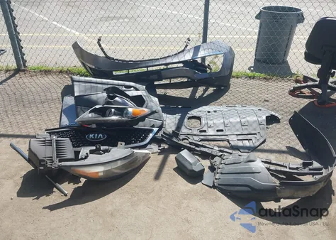 2014 Kia Sportage Ex z USA, uszkodzony, nr VIN KNDPCCAC4E7627413